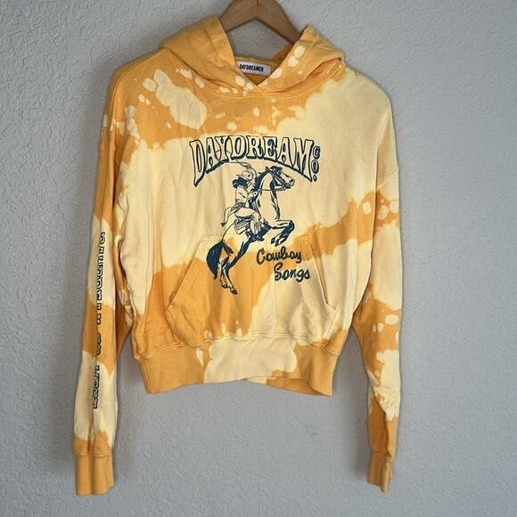 NEW DAYDREAMER Cowboy Songs Western Rodeo Cowgirl Horse Hoodie Sweatshirt Small - Picture 1 of 10